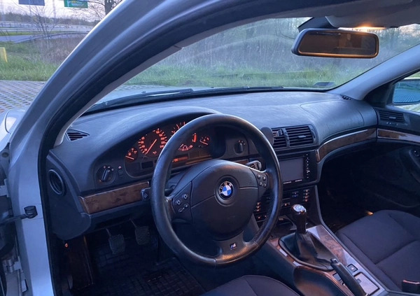 BMW Seria 5 cena 10000 przebieg: 342100, rok produkcji 2001 z Warszawa małe 596